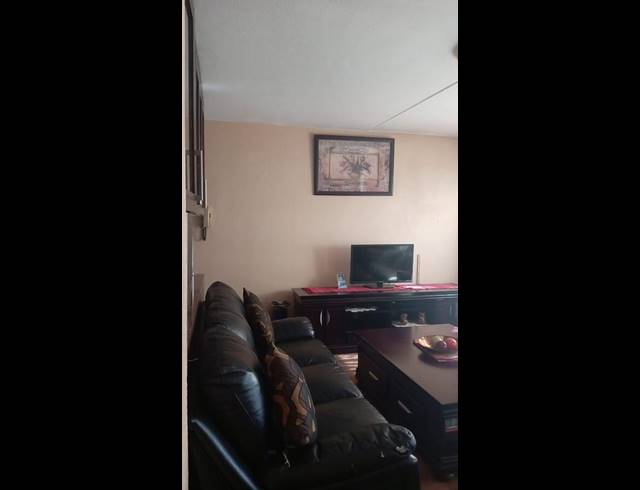 2 BEDROOM APARTMENT FOR SALE IN ORMONDE